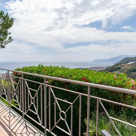 Villa With Sea View Jacuzzi *
